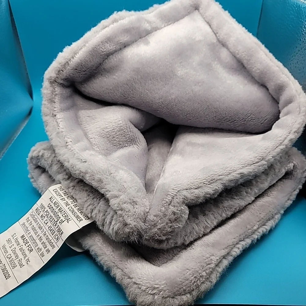 Plush Elephant Lovey‎ Baby Blanket by SL Home Fashions Soft Thick